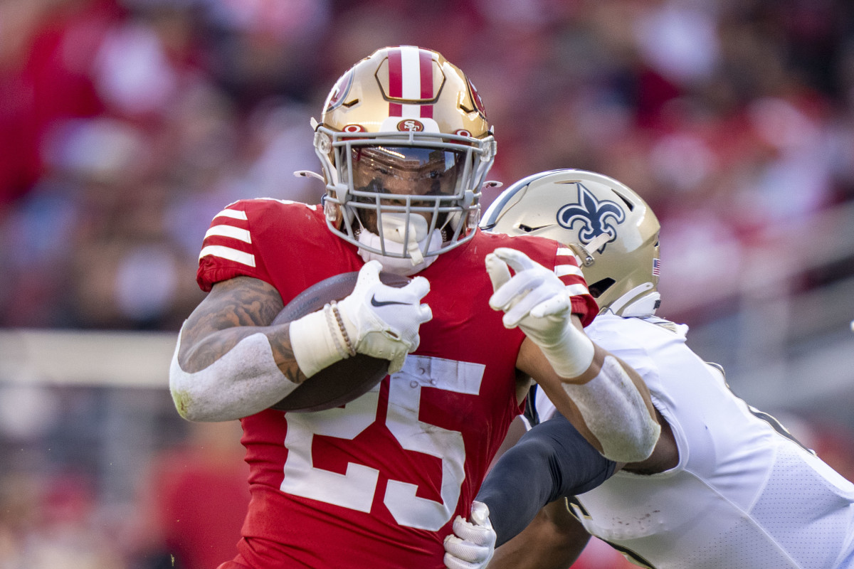 49ers-Chargers: With McCaffrey, Samuel, Mitchell, Shananan goes simple