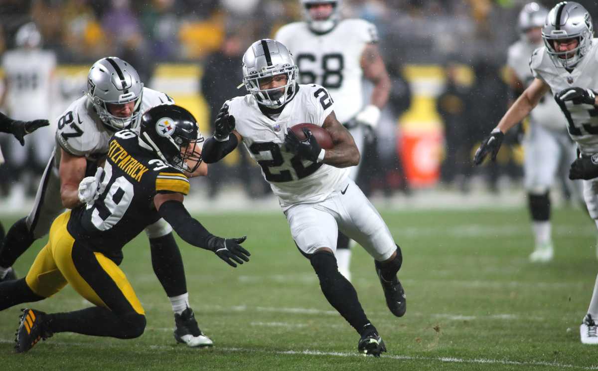 Steelers vs. Raiders matchup history: A look back at the rivalry ahead of  Week 3 - Behind the Steel Curtain