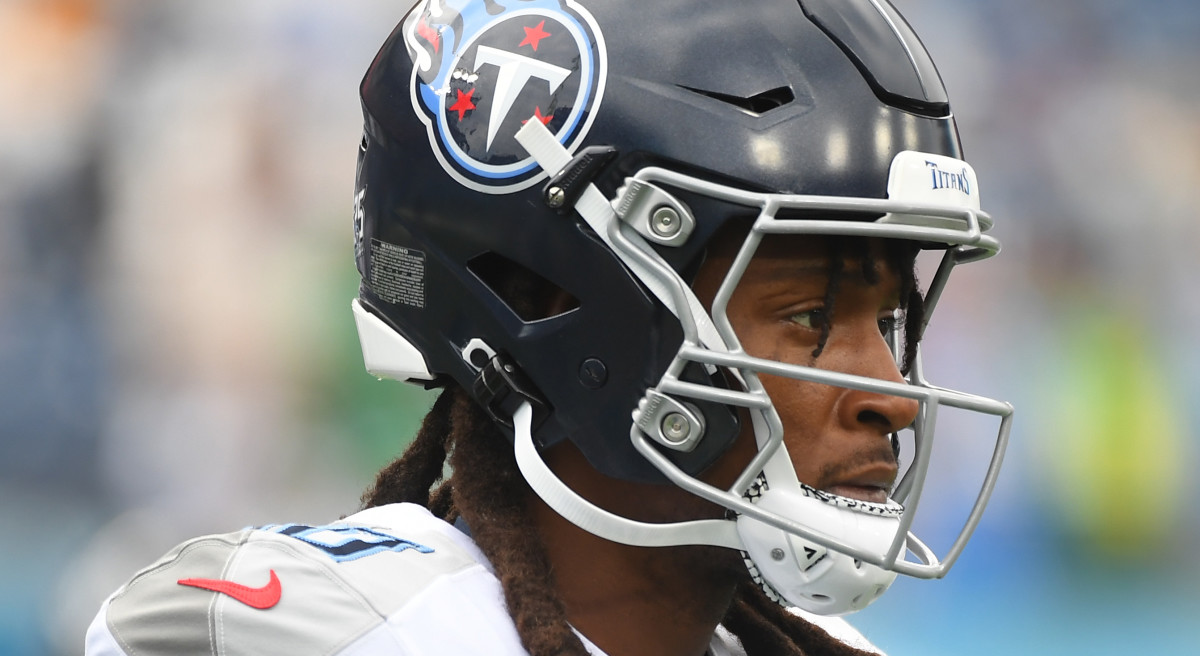 Derrick Henry doesn't practice Thursday, DeAndre Hopkins limited for  Tennessee Titans