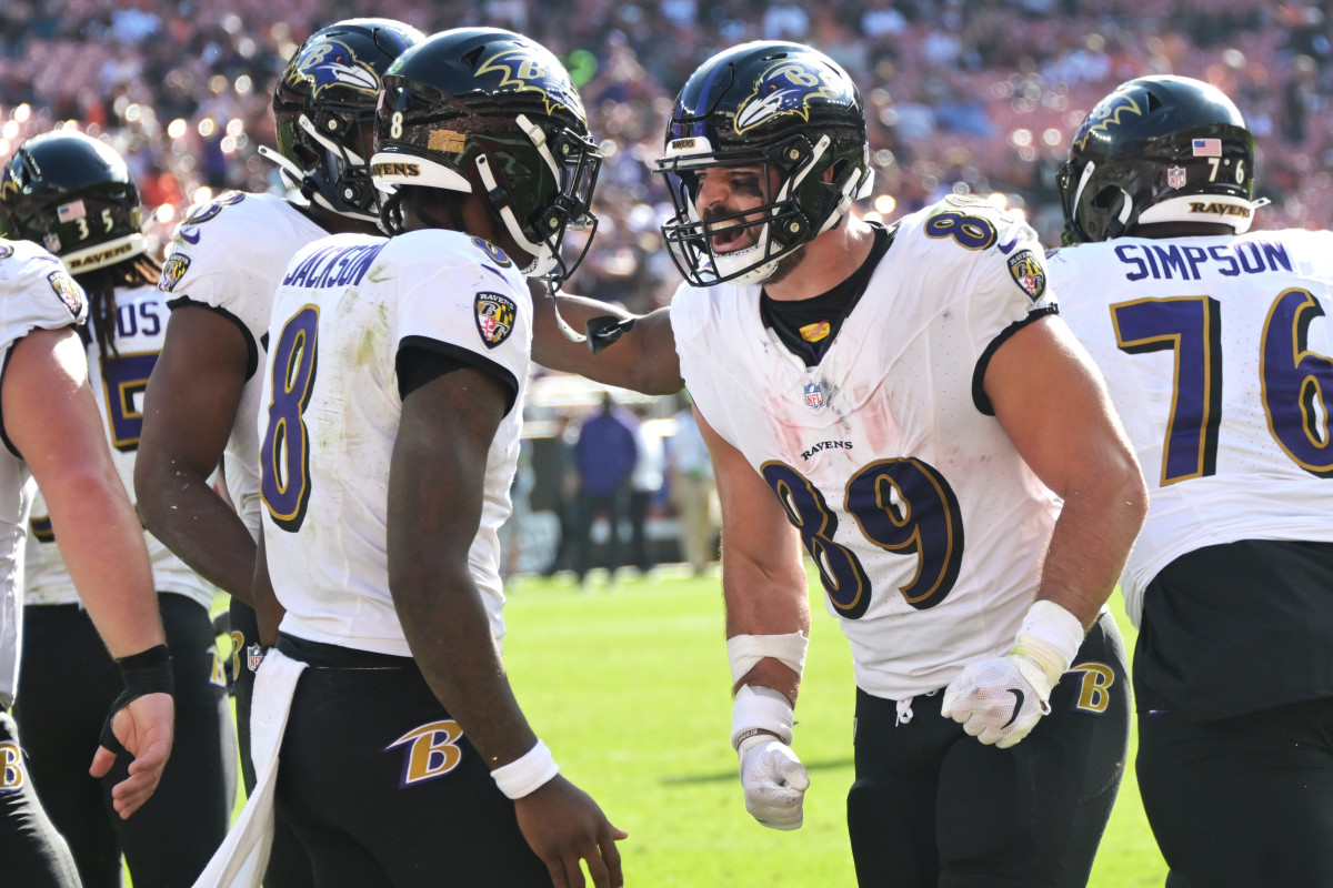 Ravens' Mark Andrews and Arthur Maulet make PFF's Team of the Week