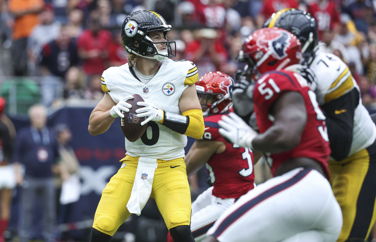 Steelers get dominated by Texans, 30-6