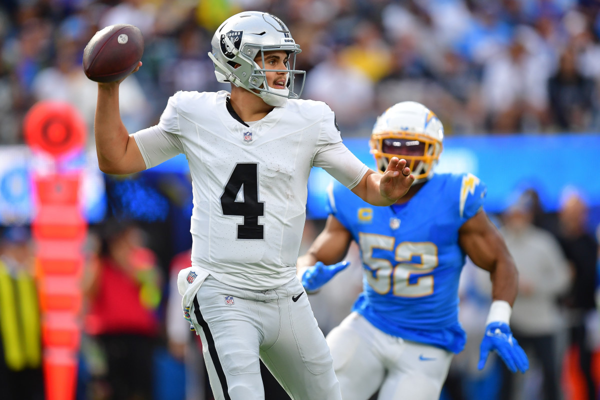 Raiders, Aidan O'Connell lose to Los Angeles Chargers, Raiders News