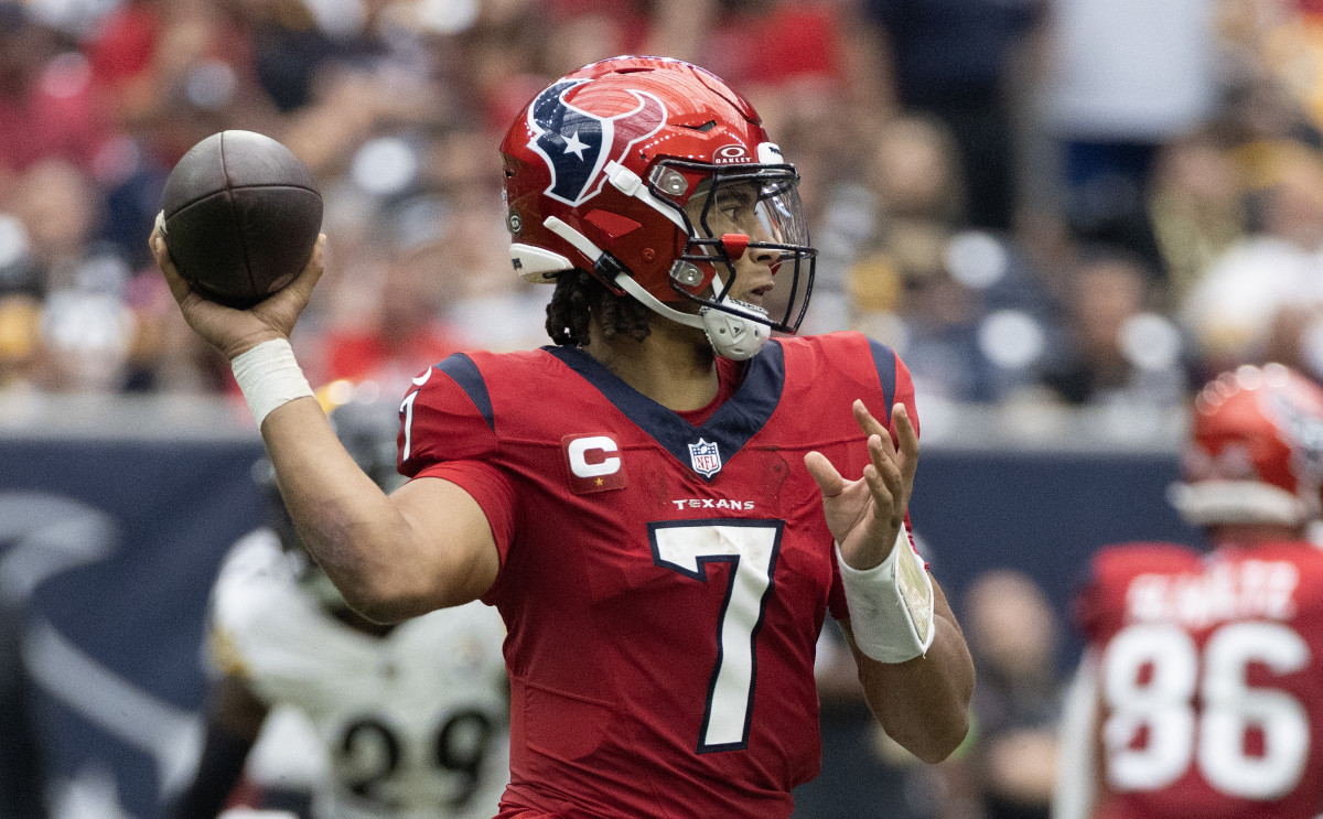 C.J. Stroud throws for 384 yards and two touchdowns in the Texans home  opener against the Indianapolis Colts.