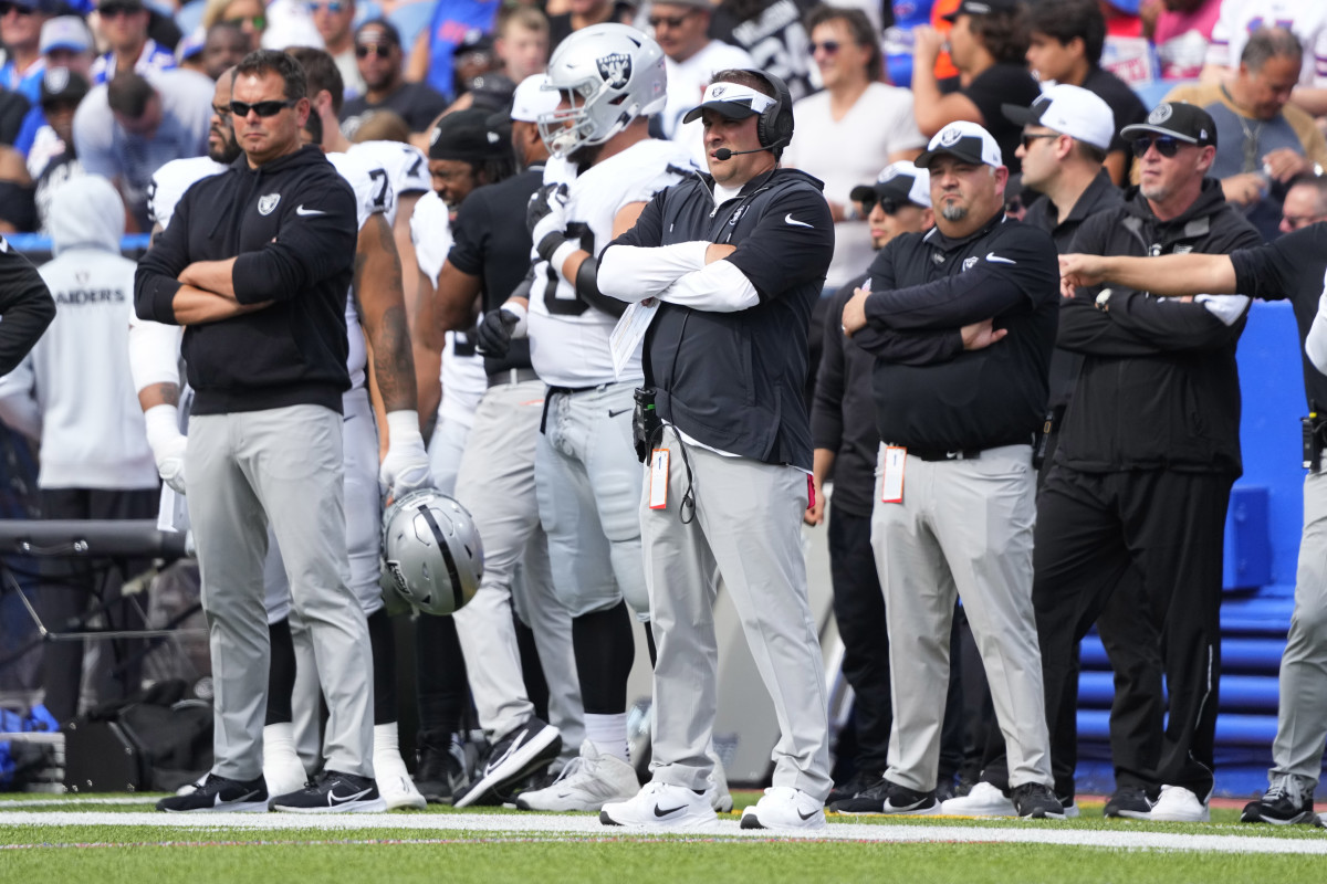 Raiders turned YouTube comments off during Josh McDaniels' press conference