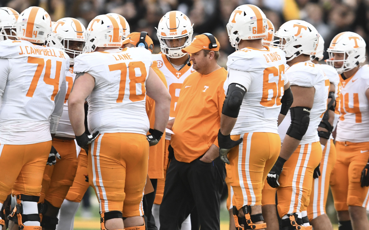 Tennessee Football: The sky is not falling for the Vols despite blowout  loss to Missouri