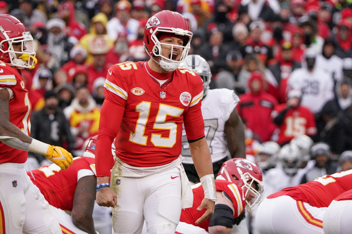 Kansas City Chiefs QB Patrick Mahomes shifts into different gear during postseason