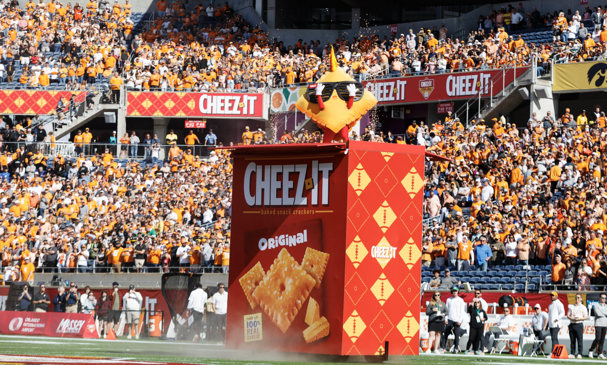 CheezIt Mascot goes viral after Tennessee Vols' win against Iowa in