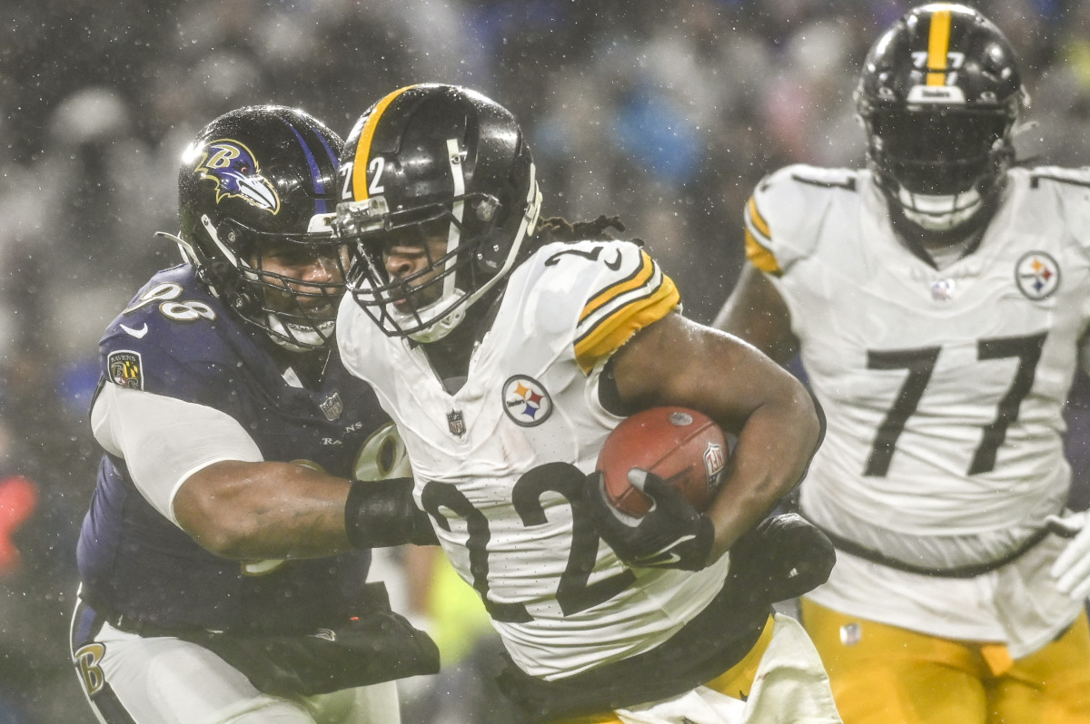 Steelers' Najee Harris breaks 1000yards rushing, makes history vs