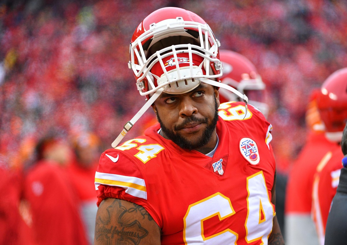 Chiefs Roster Moves: Mike Pennel, Matt Dickerson elevated from practice ...