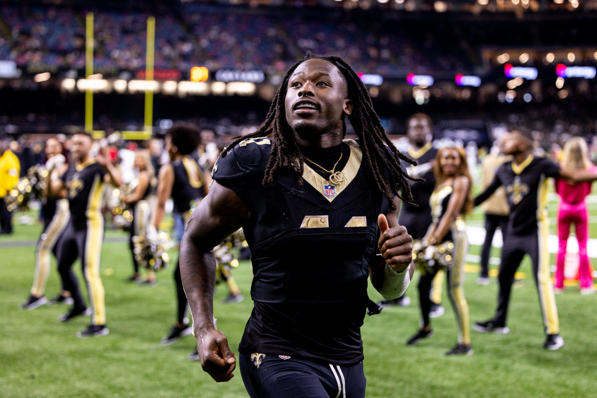 Alvin Kamara unintentionally creates even more QB controversy around the  New Orleans Saints ahead of 2025 NFL Draft