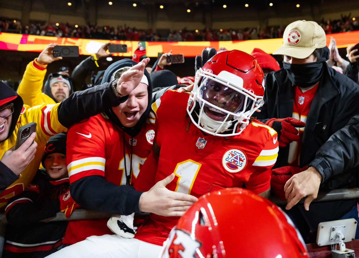Chiefs 2025 Schedule With Game-By-Game Predictions: NFL gives Kansas City a  vicious path to reach Super Bowl LX