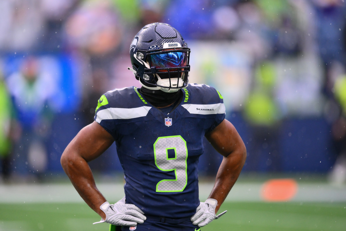 💥 NFL BREAK: Seahawks Star VOLUNTEEREDLY CANCELS $8.4 Million Deal With Cowboys – Flew to Detroit at Midnight to Meet Dan Campbell Privately!.D