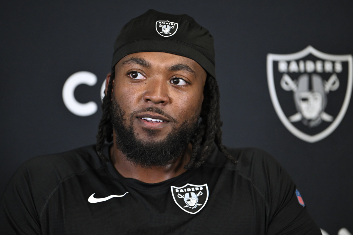 It really matters to these guys kind of too much sometimes' - Adam Butler reveals what separates Raiders rookies from others