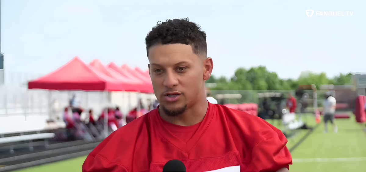 Tiền vệ Patrick Mahomes của Kansas City Chiefs nói về "Up & Adams"