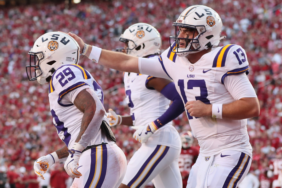 LSU Tigers find their key to success without leaning on Garrett Nussmeier in huge SEC win over Arkansas