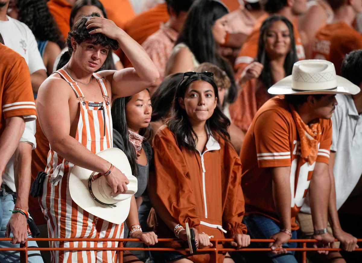 Read the email Texas president sent to students after they ‘embarrassed
