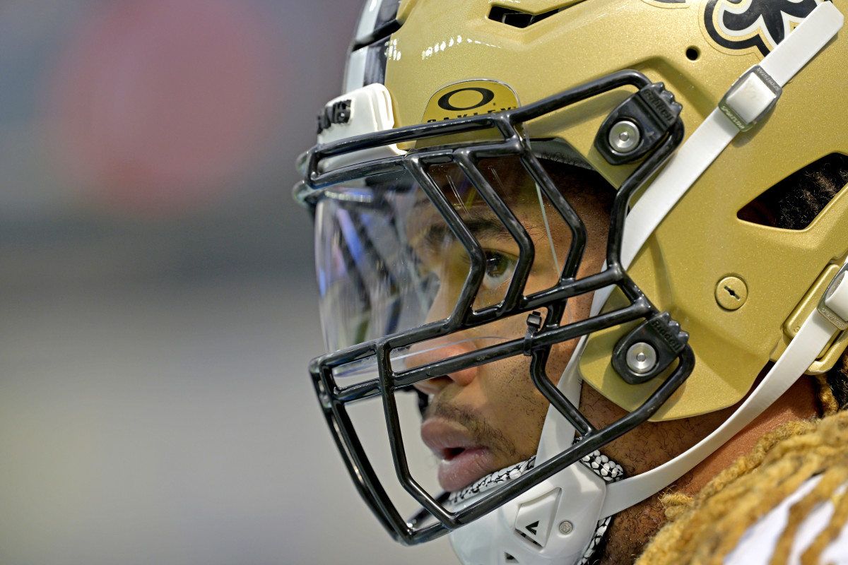 There are only two edge rushers who make sense for the Packers ahead of the trade deadline