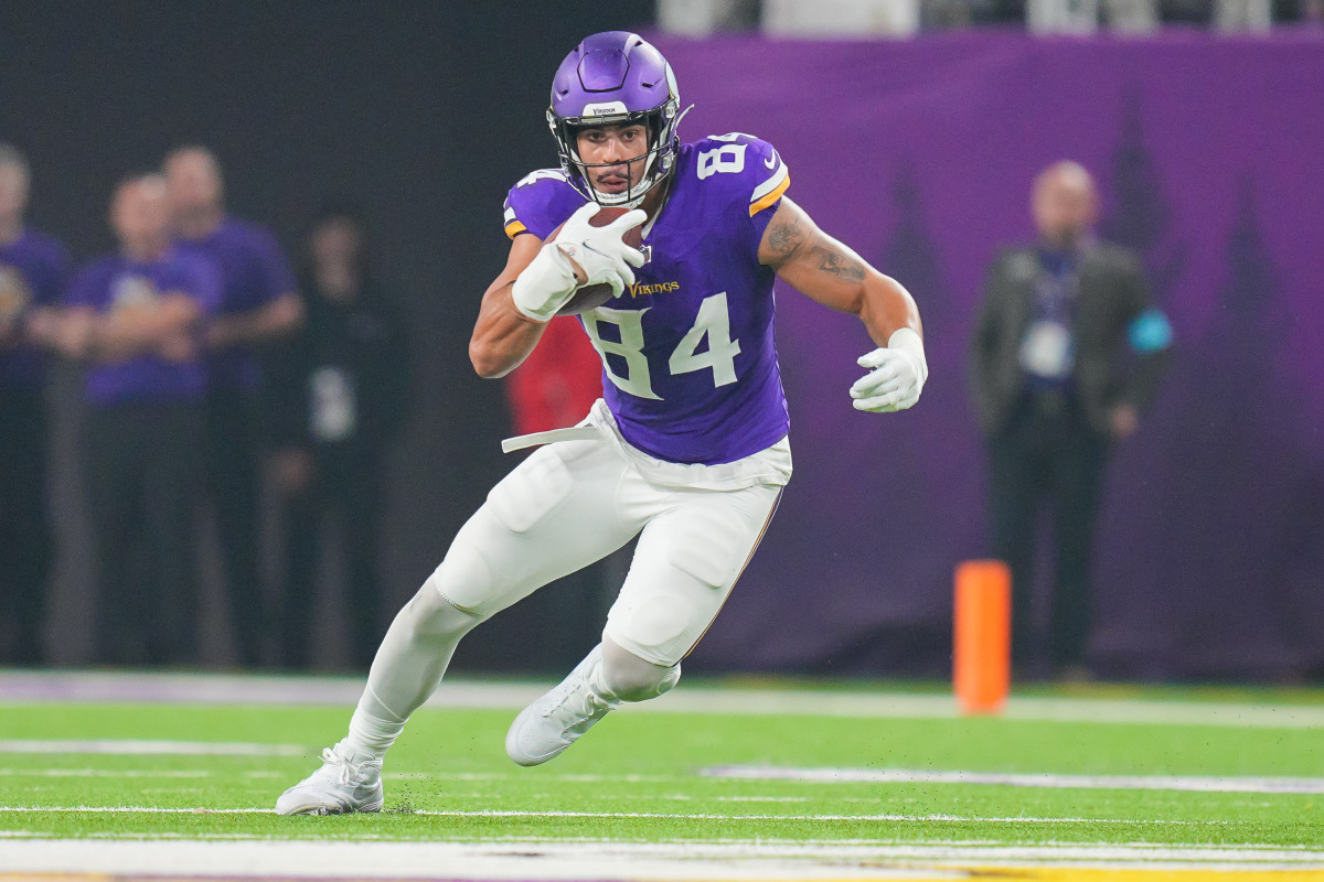 The inconsistent Minnesota Vikings offense highlights the studs and