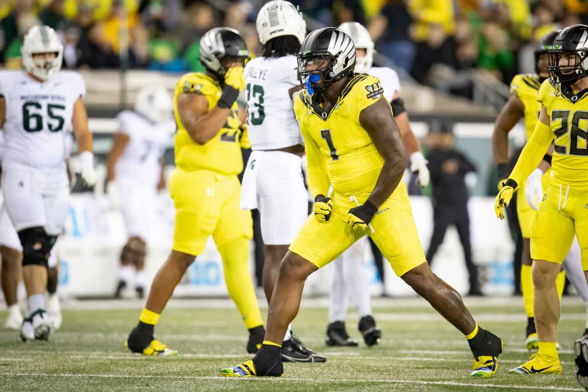 Oregon EDGE Jordan Burch 2025 NFL Draft Profile