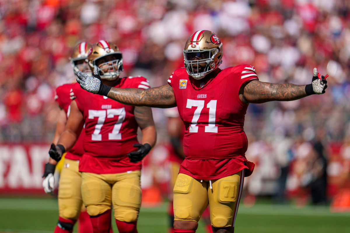 Could Trent Williams' injury linger into 2025? - Kyle Shanahan offers  insight after 49ers end All-Pro's season