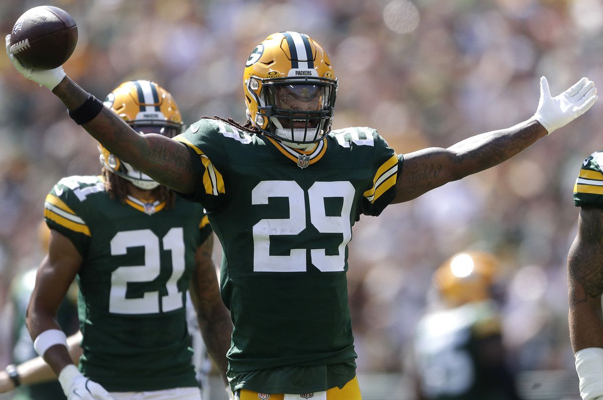 Packers' star defender caps magical first season in Green Bay with huge  award