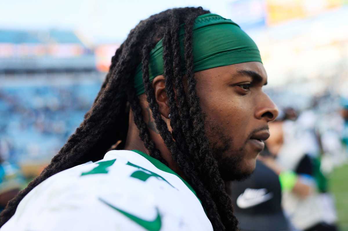 New York Jets wide receiver Davante Adams (17) walks off the field after the game Sunday, Dec. 15, 2024 at EverBank Stadium in Jacksonville, Fla. The Jets held off the Jaguars 32-25