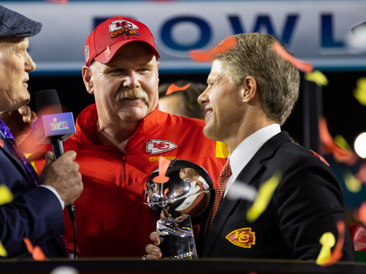 Chiefs CEO and Chairman Clark Hunt gets out ahead of reoccurring offseason  Andy Reid rumor during Super Bowl LIX media night