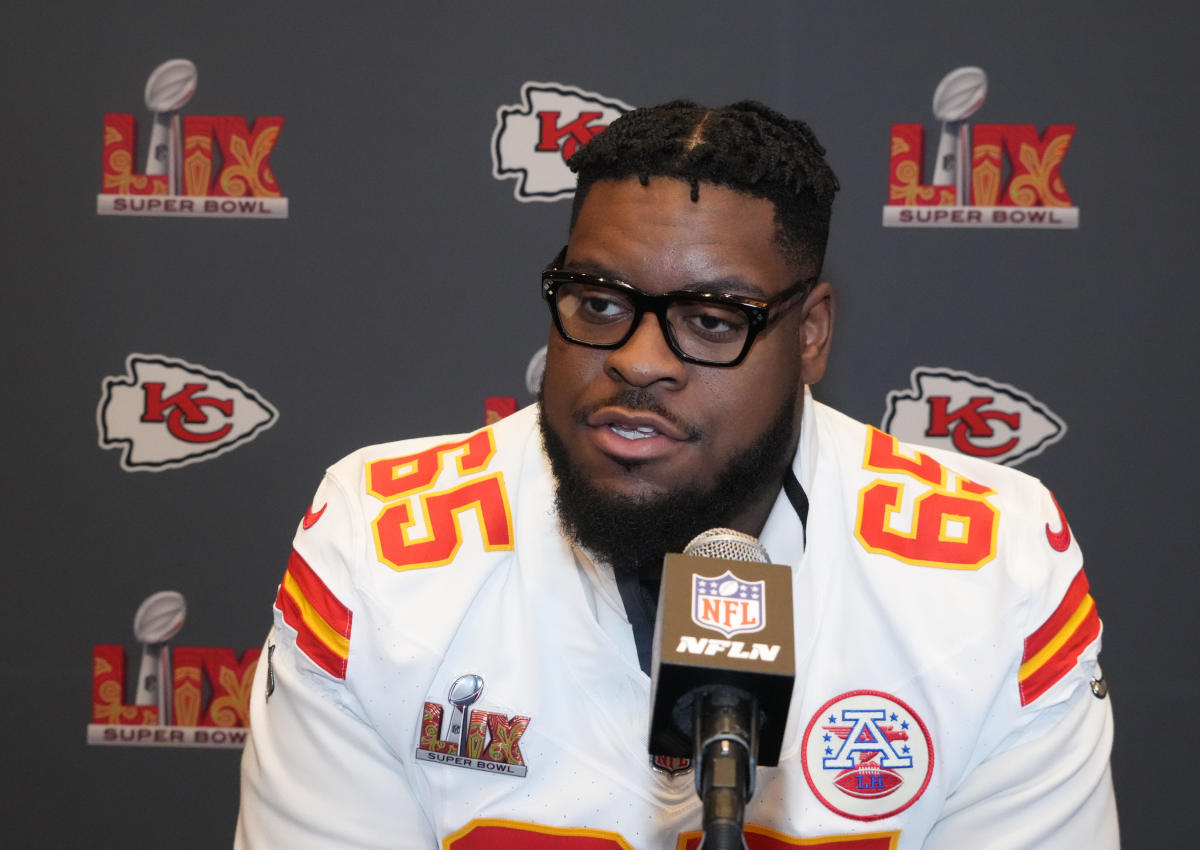 Chiefs' pending free agent Trey Smith could become Kansas City's first  player in 20 years to receive rarely-used transition tag