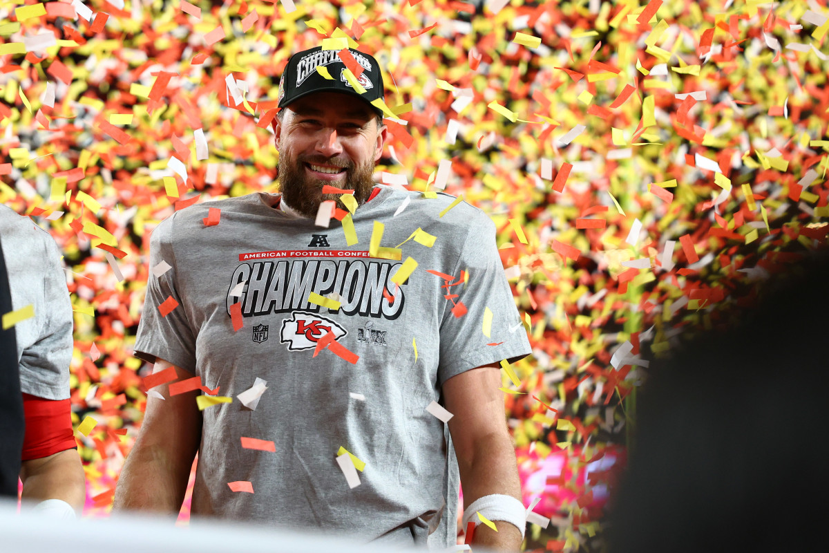 Chiefs TE Travis Kelce sends firm message regarding his future in the NFL
