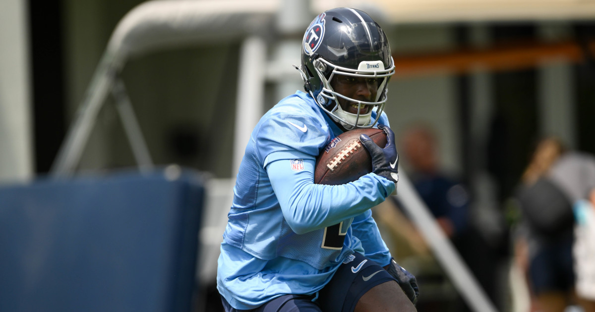 Tyjae Spears’ preseason injury setback against Tampa Bay Buccaneers is the latest blow to a promising, young Titans offensive player - A to Z Sports