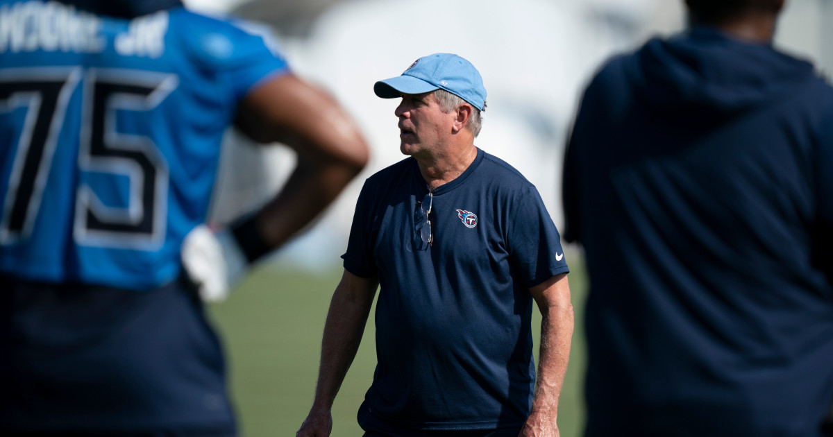 Wow I never thought about it like that' Titans tackle Dan Moore had his mind blown by simple technique fix from Bill Callahan - A to Z Sports