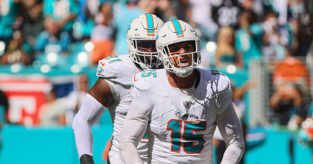 ‘Probably the best pure pass rusher on the team’ — Jaelan Phillips hypes up a young Dolphins teammate who has yet to play his first NFL snap - A to Z Sports