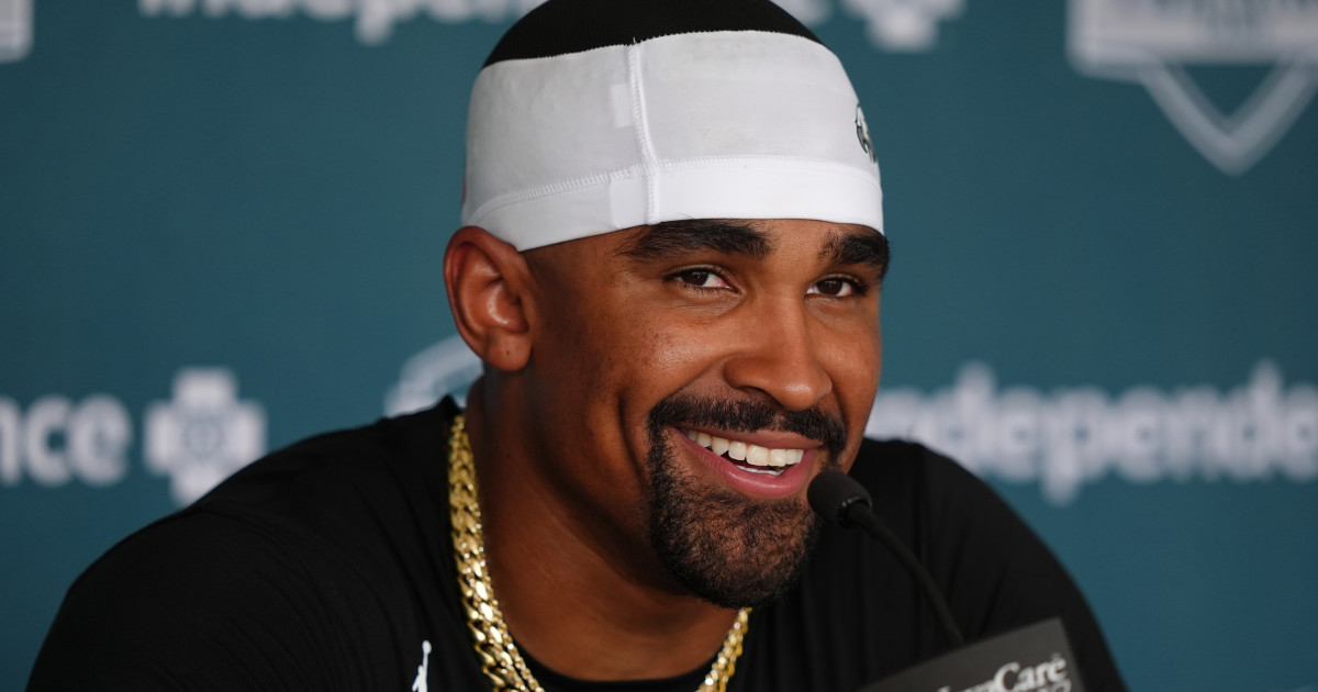 Jalen Hurts gives the reassurance Eagles fans want to hear amid Landon Dickerson's injury - A to Z Sports