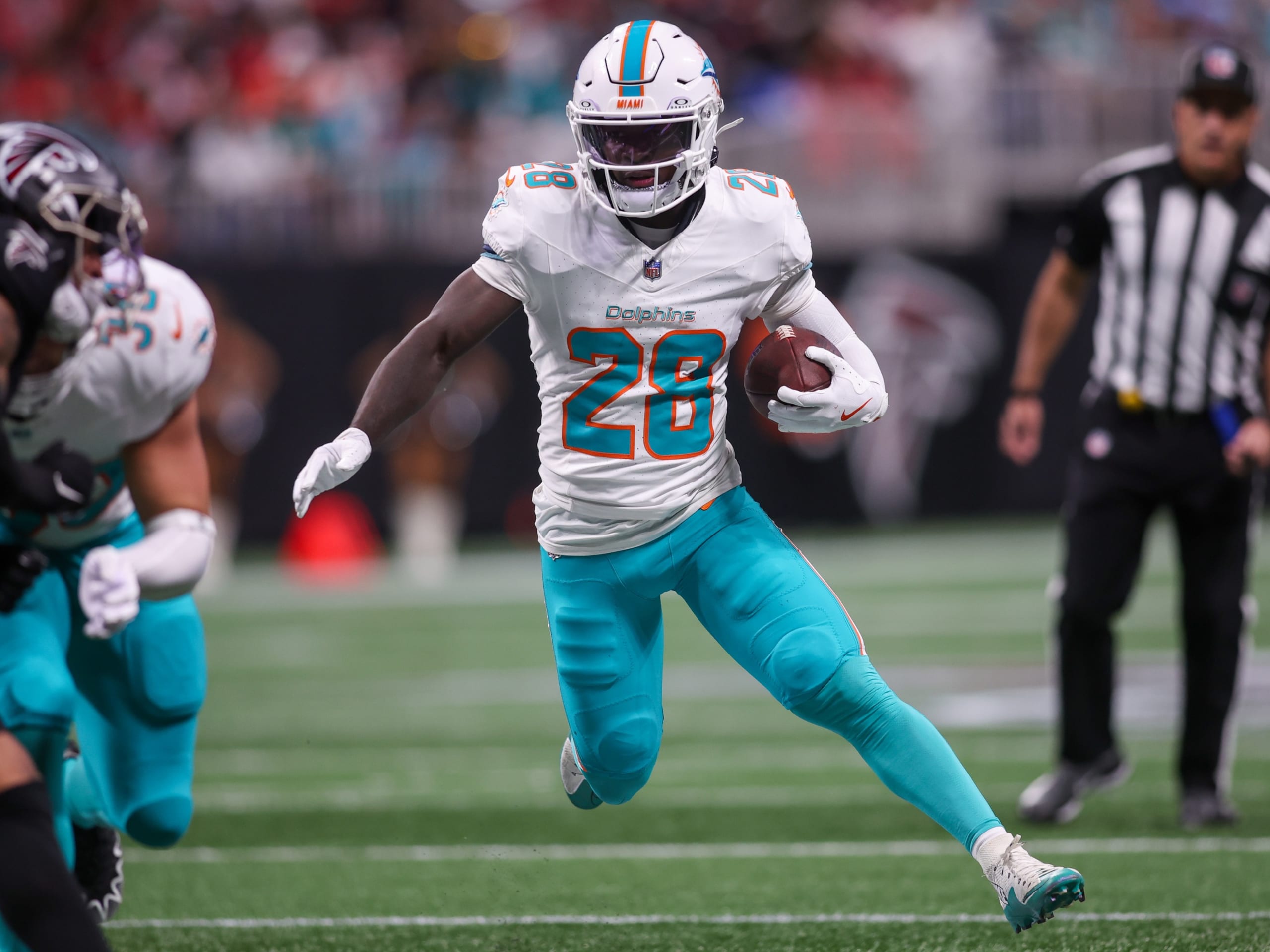 4 hypothetical trades for Dolphins RB Devon Achane: What kind of market  could Miami reportedly be saying no to after the Jaylen Waddle trade - A to  Z Sports