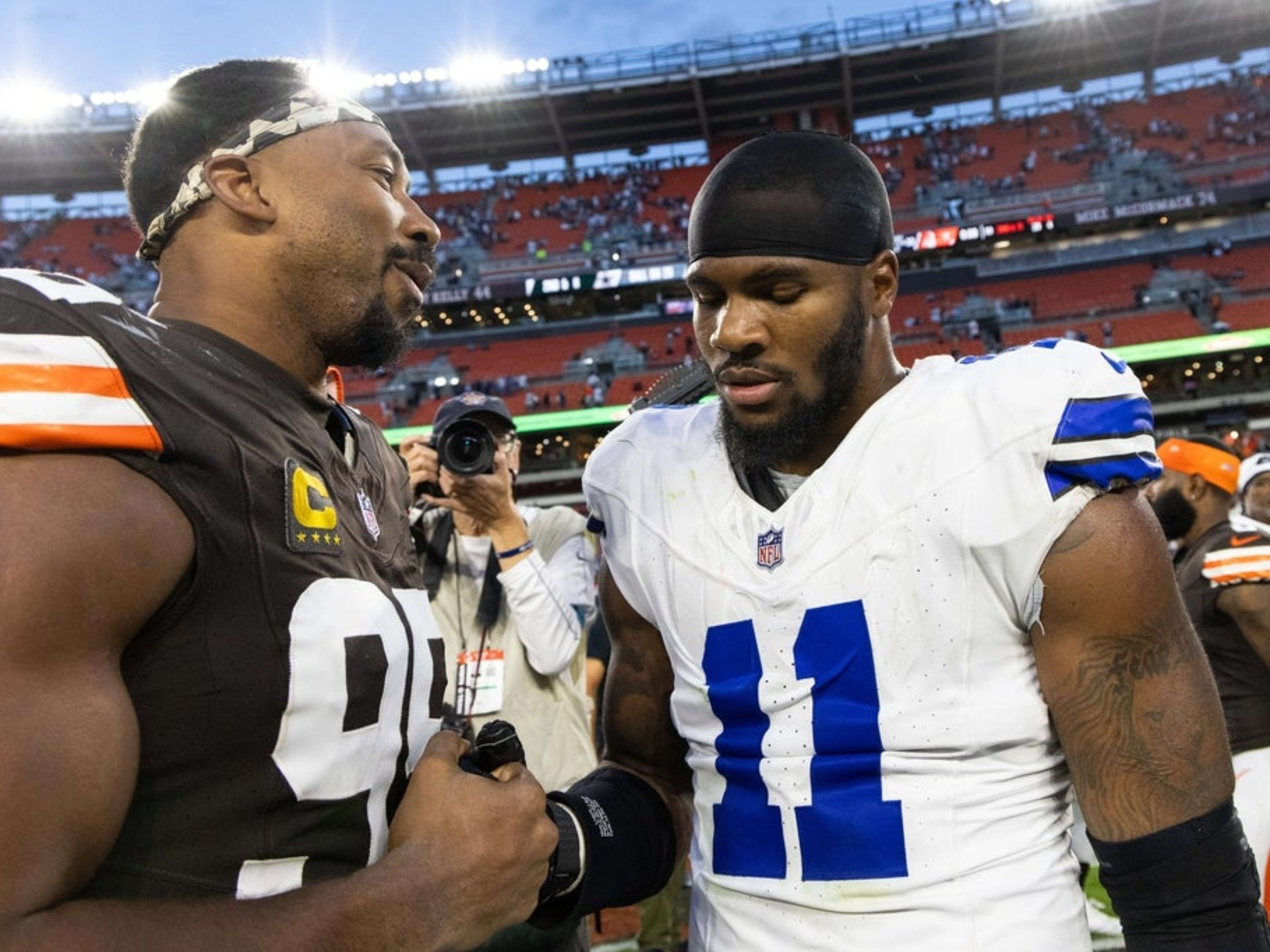 Former Browns executive publicly blasts Jerry Jones for unnecessarily  pushing Cowboys' Micah Parsons into his trade request - A to Z Sports