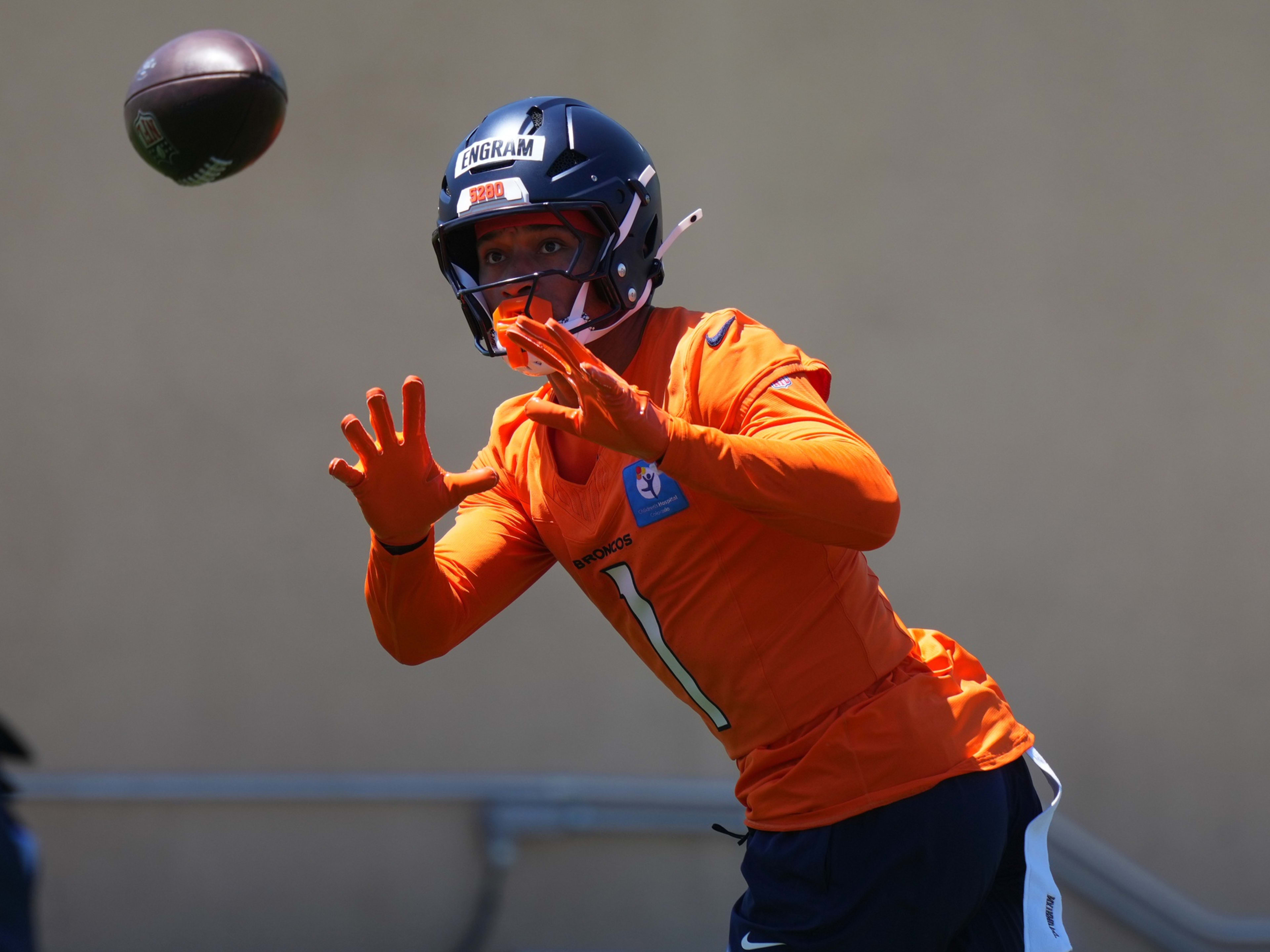 Jun 10, 2025; Denver, CO, USA; Denver Broncos tight end Evan Engram (1) during minicamp at Broncos Park Powered by CommonSpirit.