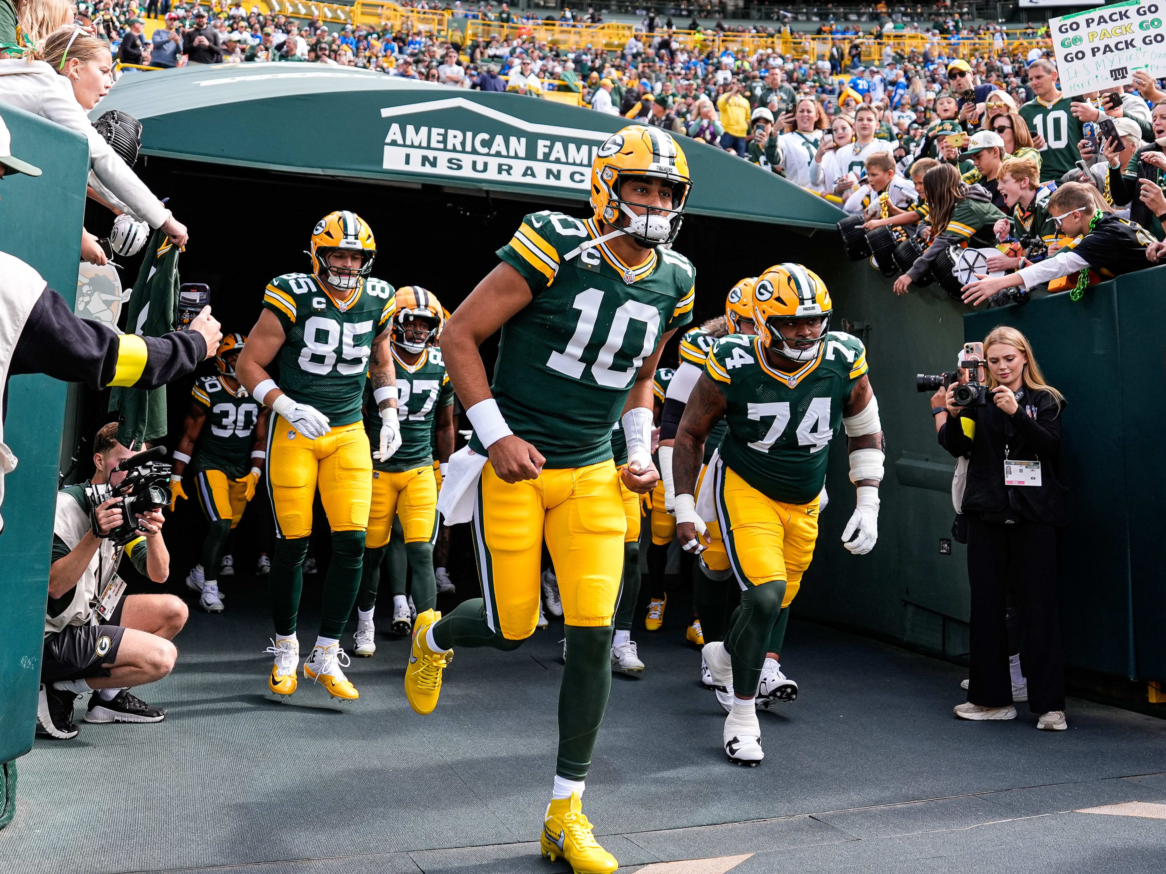 How to watch Packers vs Commanders as Green Bay looks to keep proving they  are true NFC contenders - A to Z Sports