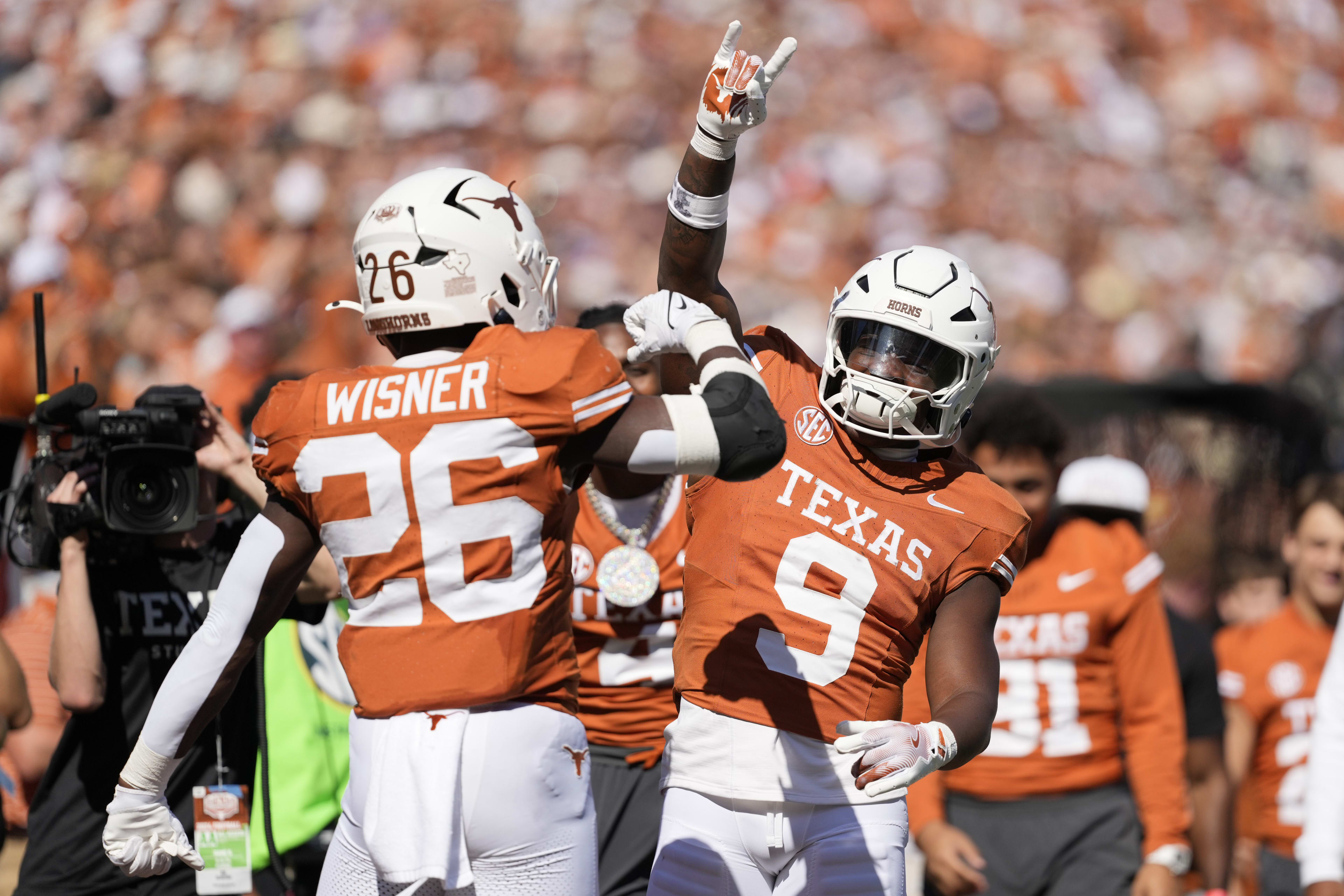 Texas' detractors have the dumbest argument against the Longhorns' College  Football Playoff resume - A to Z Sports