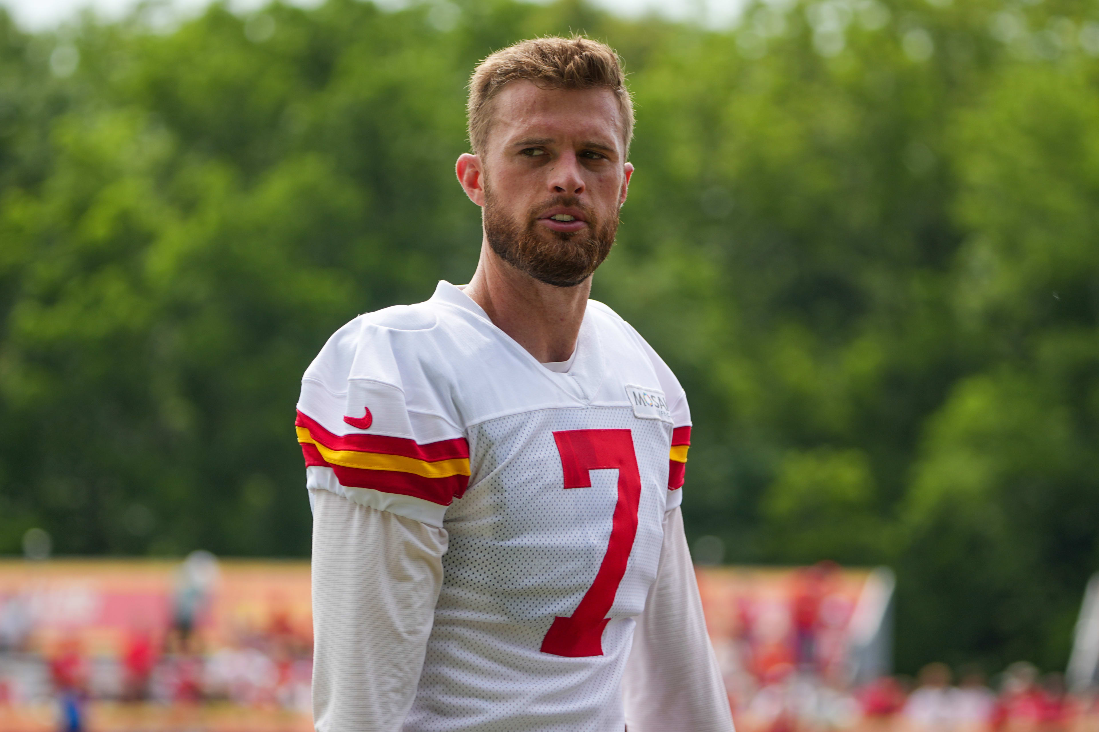 Chiefs K Harrison Butker discusses changes he's made to stay healthy and extend his career during the offseason - A to Z Sports