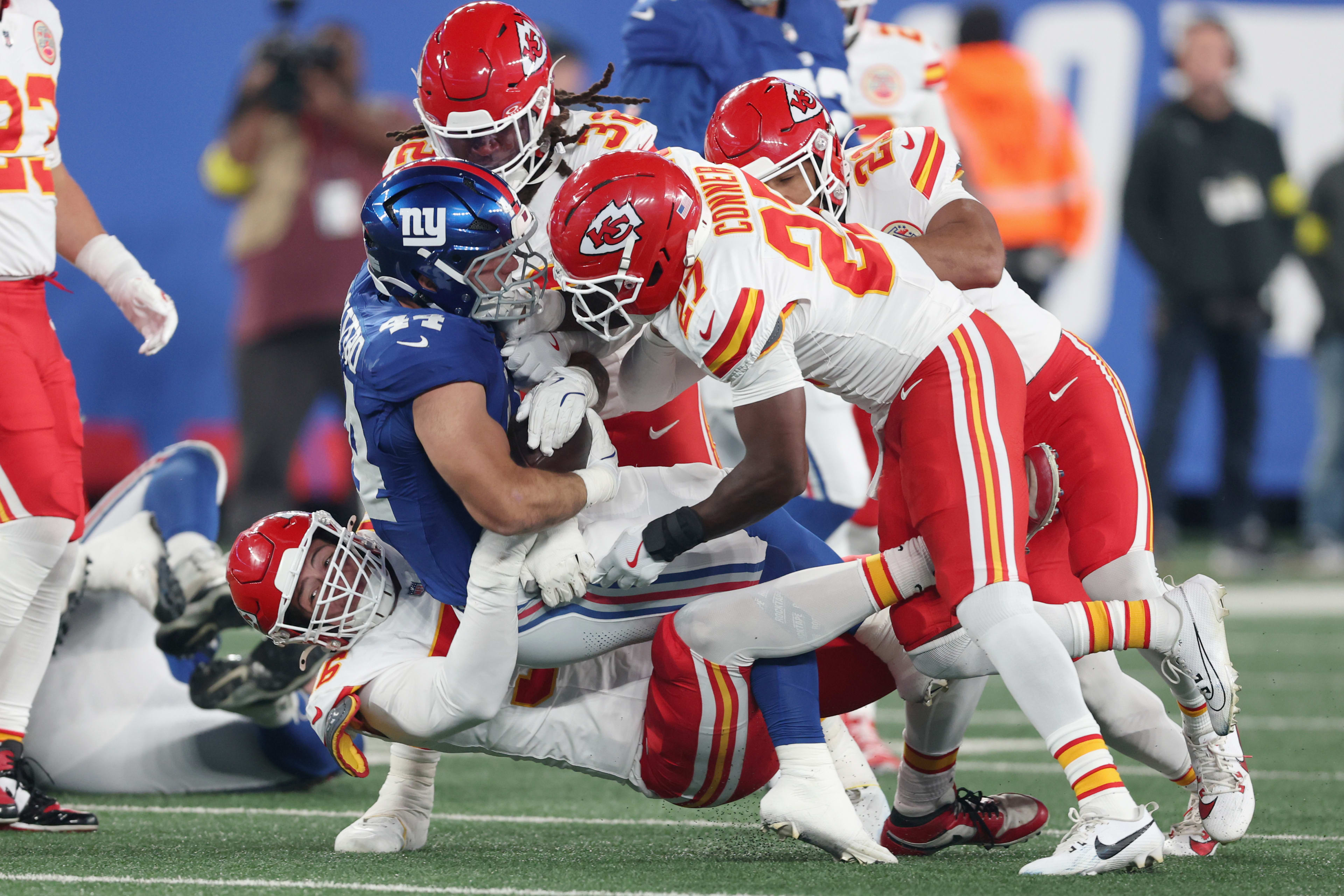 5 winners and 3 losers from Chiefs' Week 3 victory over Giants: Kansas  City's defense steals the show yet again - A to Z Sports
