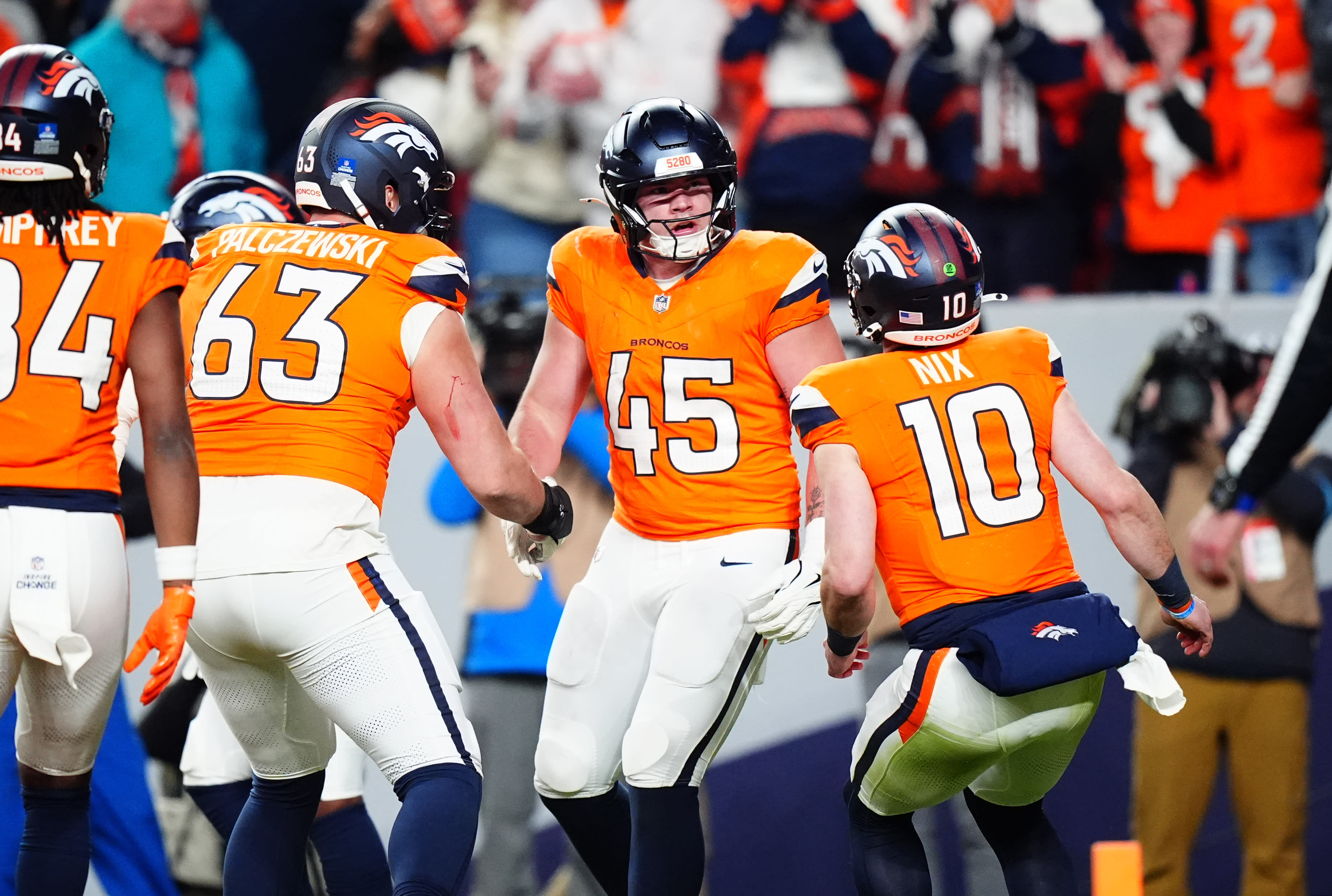 Broncos inching closer to making history in upcoming Texans game, but one  last-second injury could spell disaster - A to Z Sports