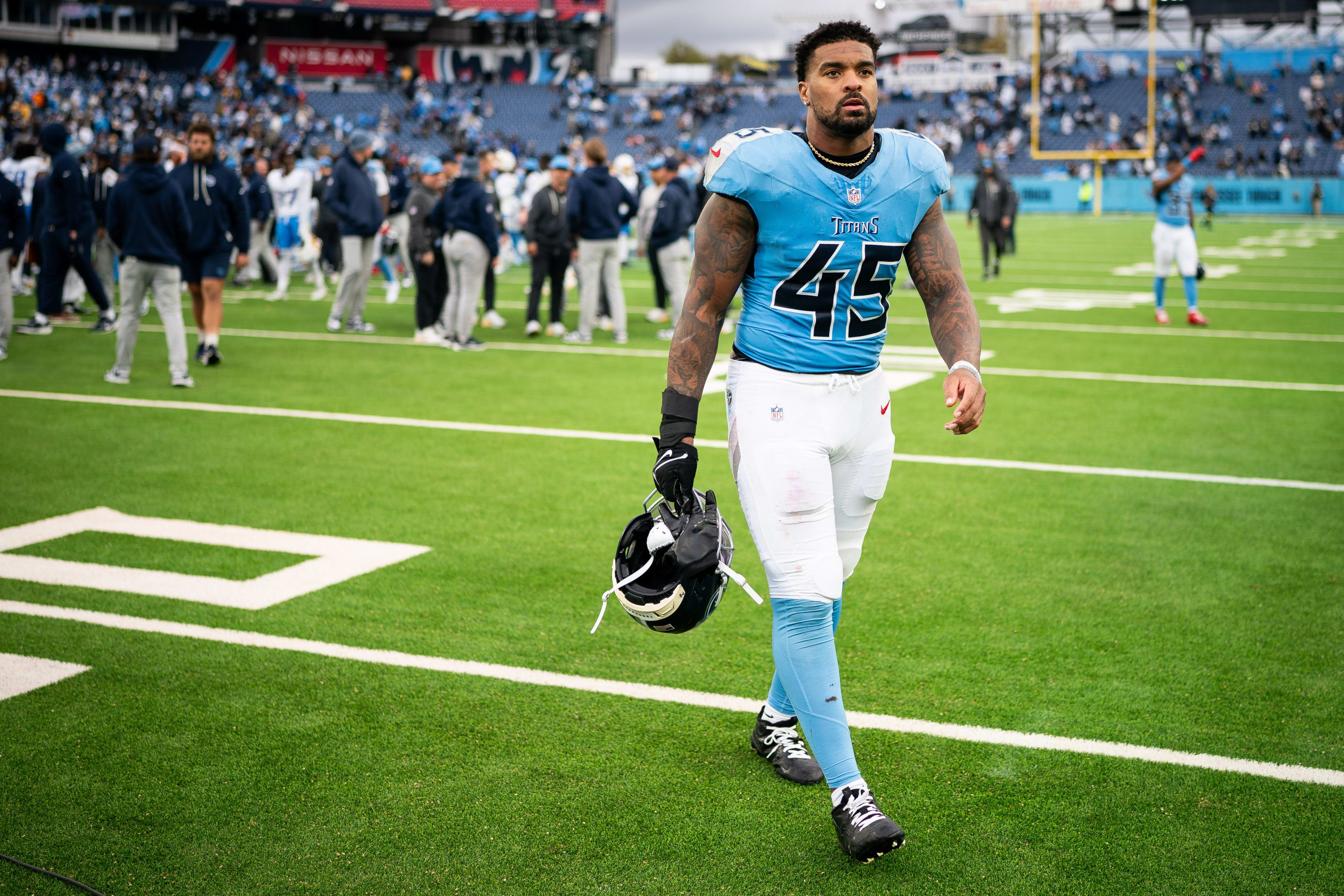 Titans make winning trade deadline deal with the devil, sending