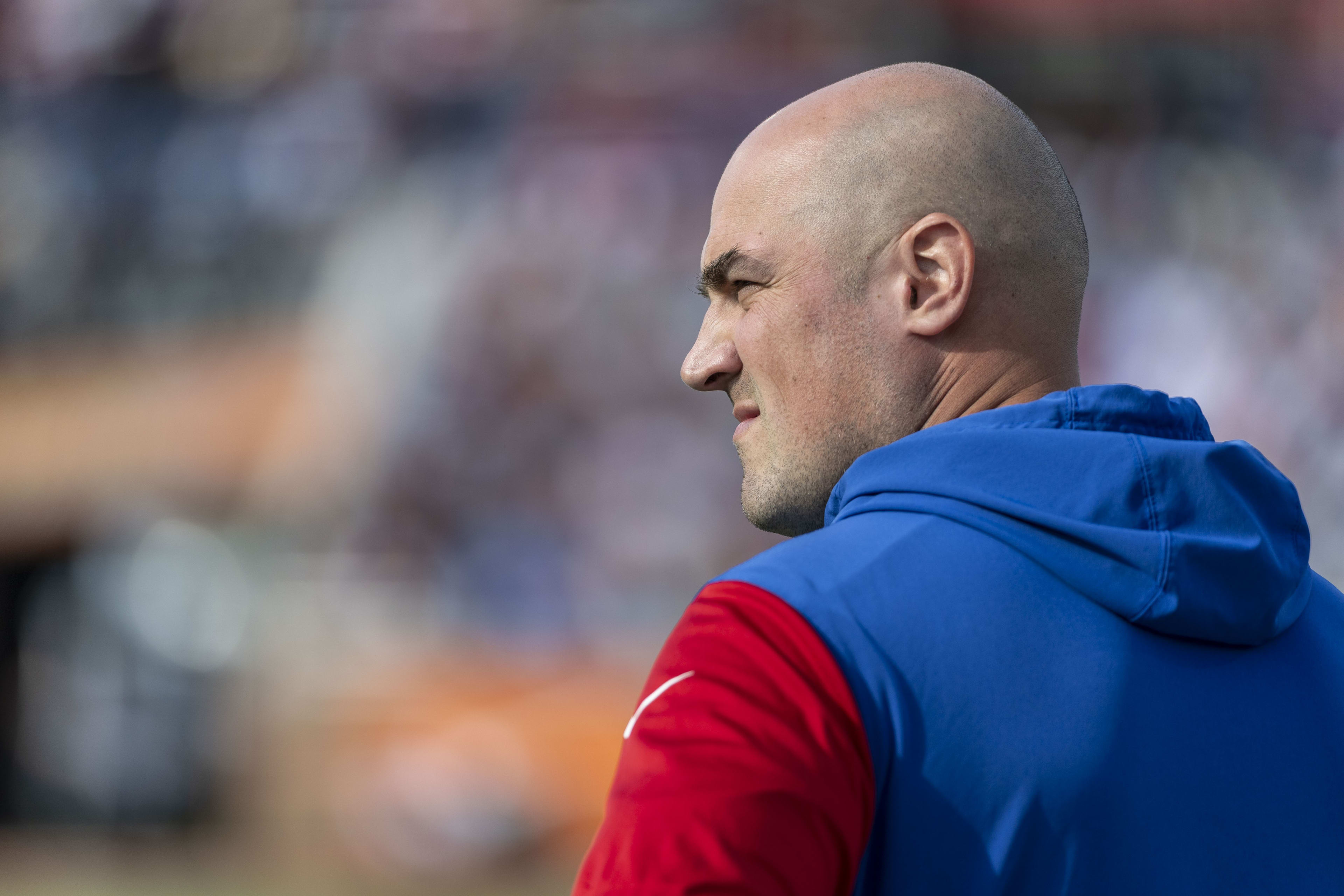 Feb 1, 2025; Mobile, AL, USA; National team head coach Mike Kafka of the New York Giants looks on during the first half against the American team at Hancock Whitney Stadium. Mandatory Credit: Vasha Hunt-Imagn Images
