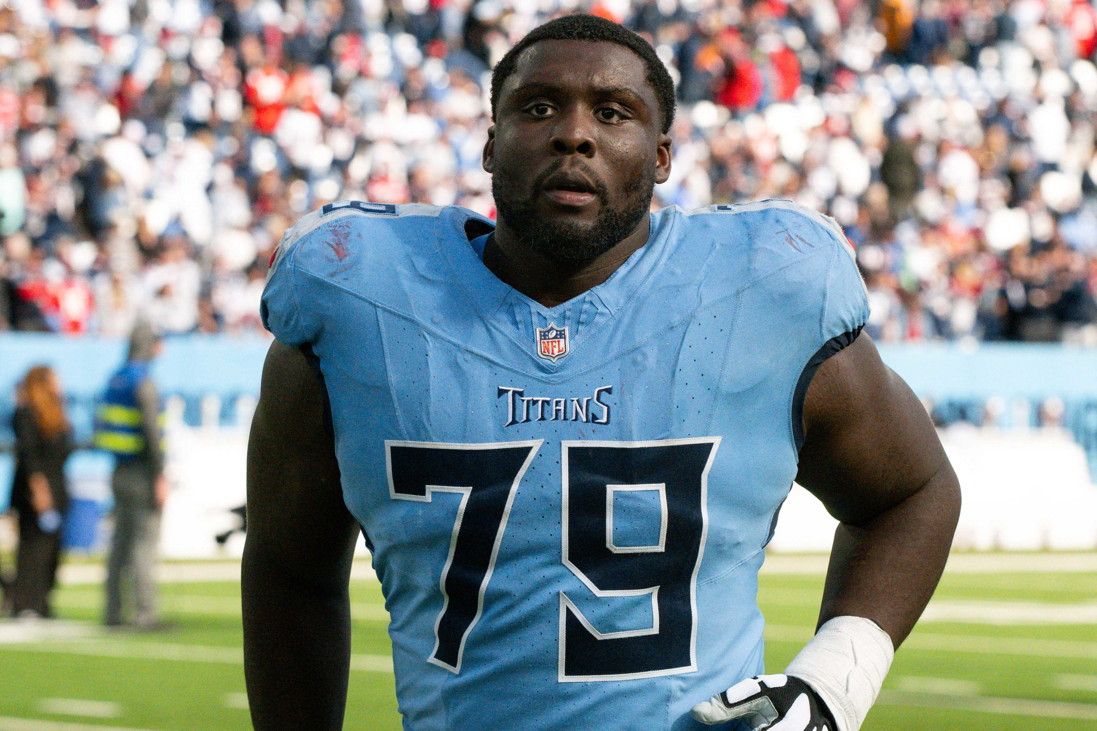 Titans create brand new need at the worst possible time by cutting