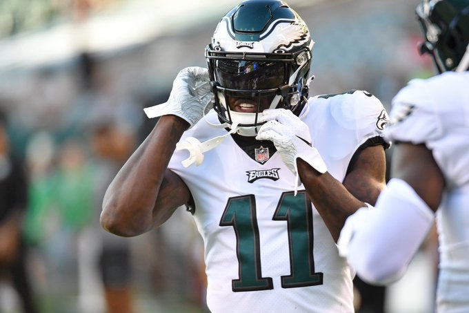 Philadelphia Eagles A.J. Brown deep pass stats stat Jalen Hurts yards per reception passing touchdown TD catch Devonta Smith Quez Watkins offense