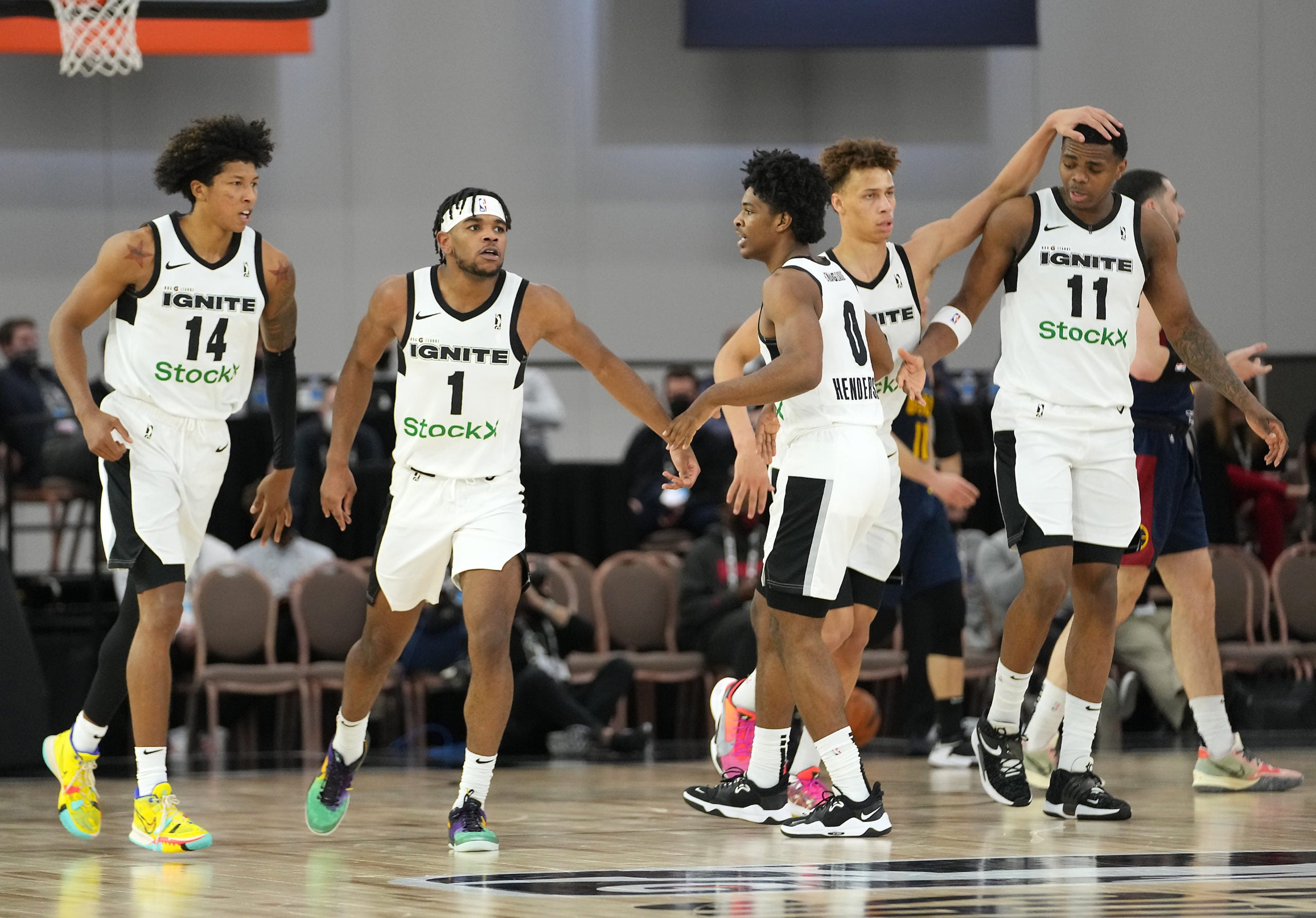 Jaden Hardy and teammates