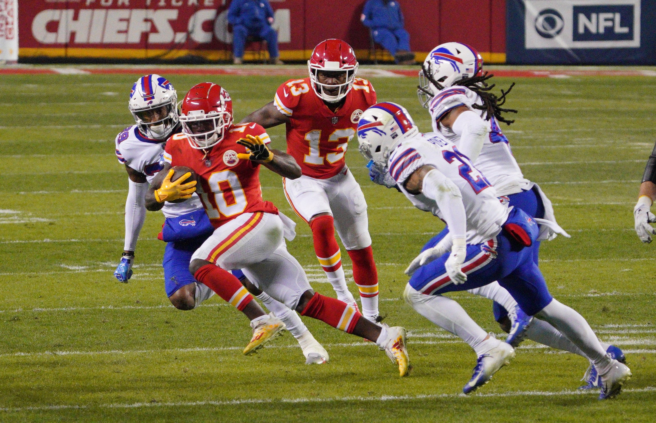 Tyreek Hill, Kansas City Chiefs, Buffalo Bills