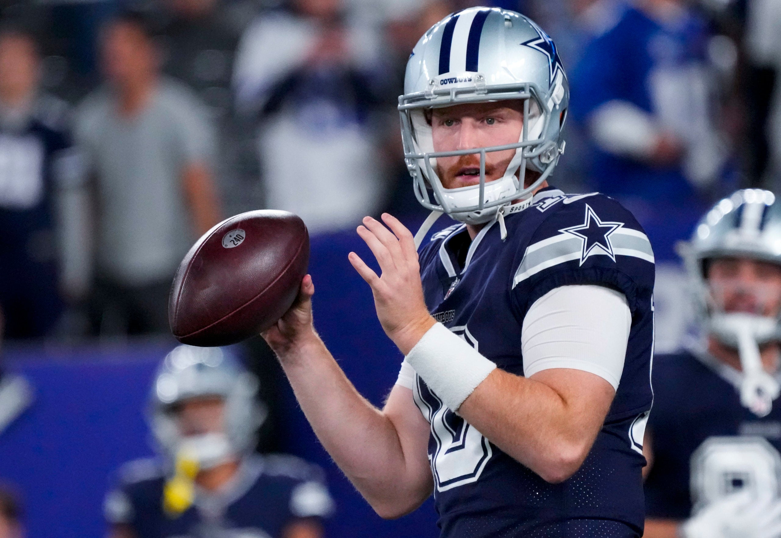 Sep 26, 2022; East Rutherford, New Jersey, USA;  Dallas Cowboys quarterback Cooper Rush (10) warms up before the game against the New York Giants at MetLife Stadium. Mandatory Credit: Robert Deutsch-USA TODAY Sports