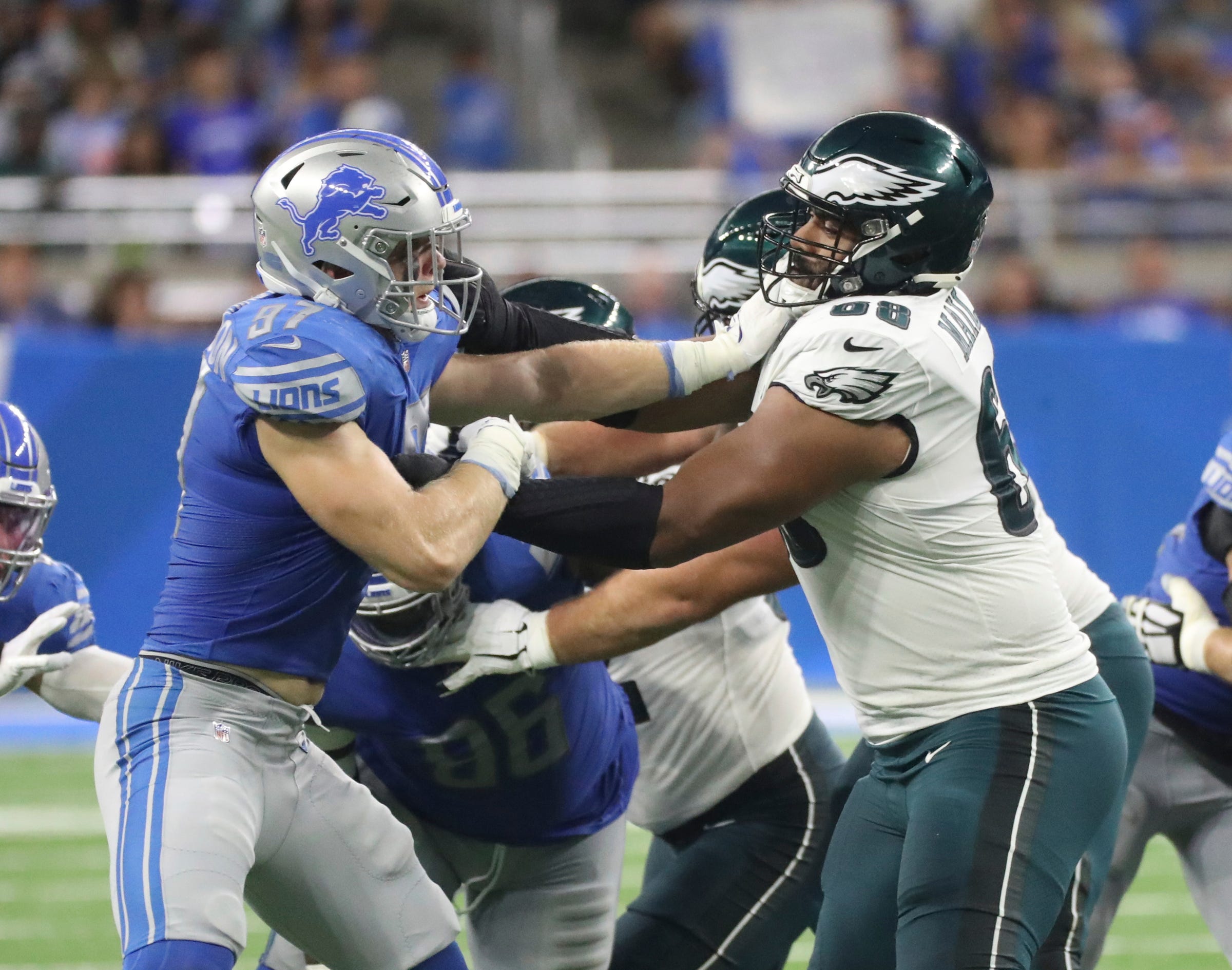 Detroit Lions defensive end Aidan Hutchinson rushes against Philadelphia Eagles left tackle Jordan Mailata (68) during the first half at Ford Field, Sept. 11, 2022. Nfl Philadelphia Eagles At Detroit Lions