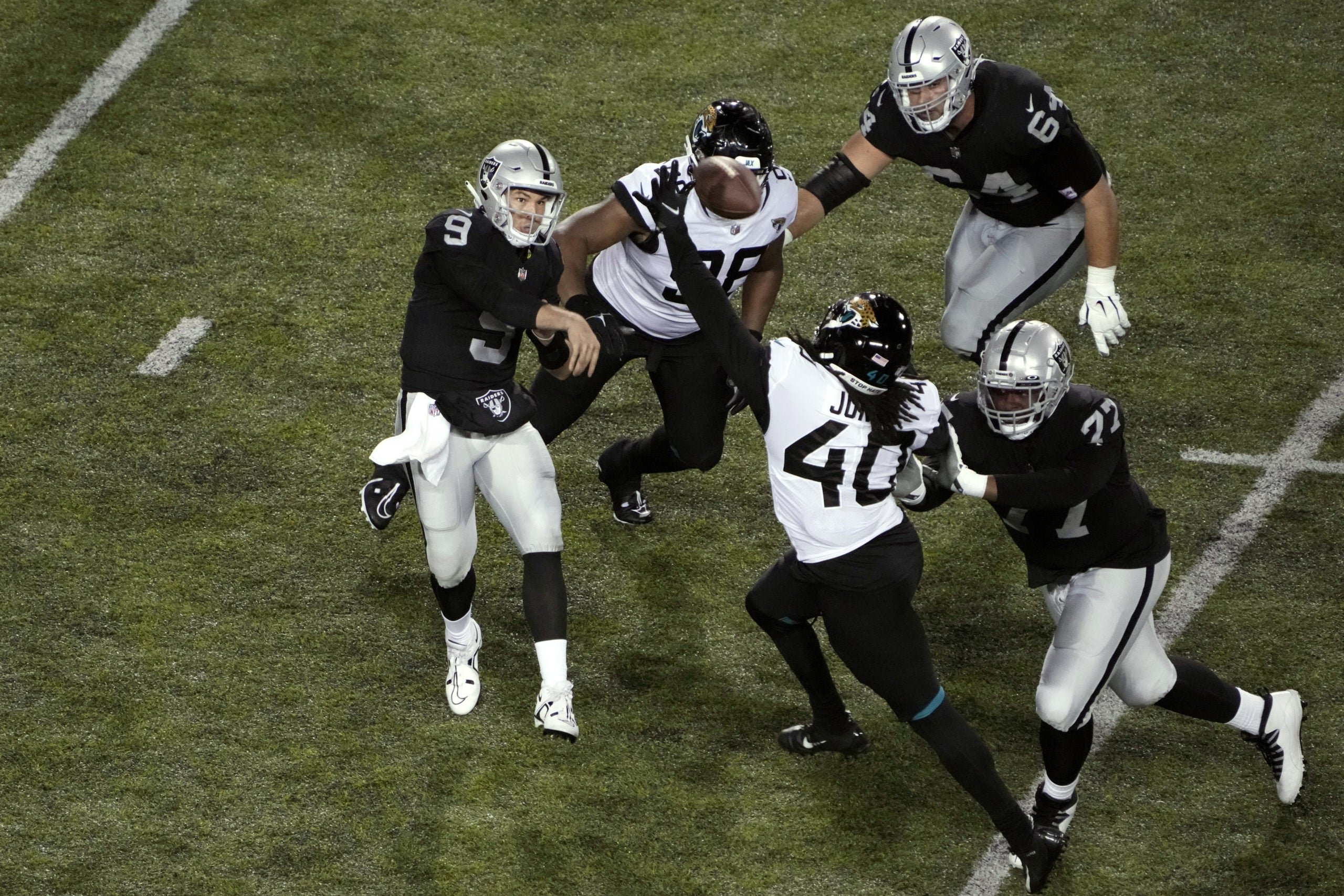 Las Vegas raiders, Nick Mullens